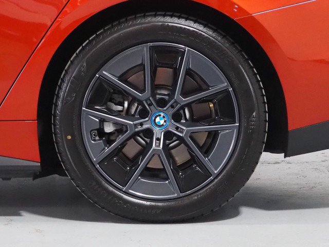 Used 2023 BMW i4 eDrive35 w/ Premium Package RWD image 55