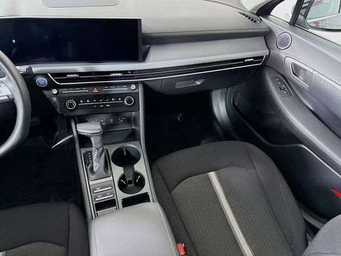 Certified 2025 Hyundai Sonata SE image 26