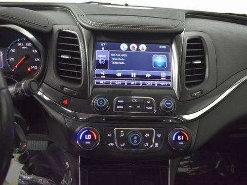 Used 2014 Chevrolet Impala LT image 15