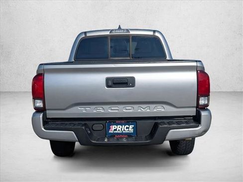 Used 2021 Toyota Tacoma SR w/ SR Convenience Package image 6