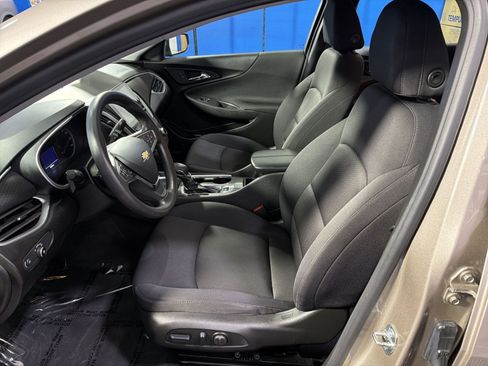 Used 2024 Chevrolet Malibu LT FWD image 23