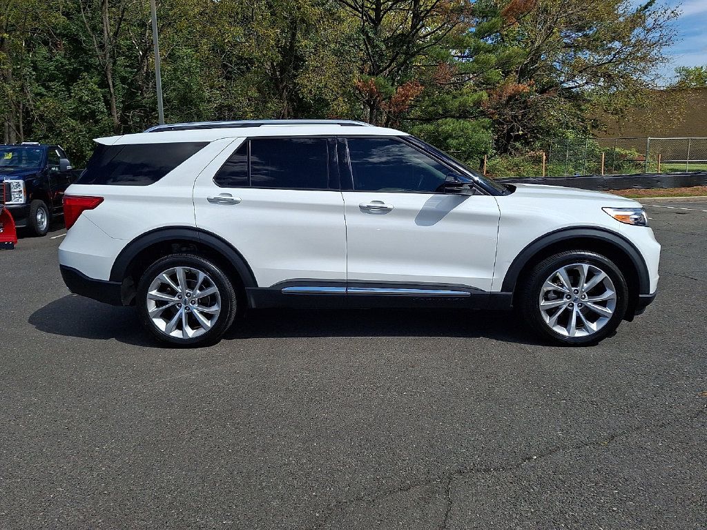 Used 2022 Ford Explorer Platinum w/ Equipment Group 601A AWD/4WD image 10