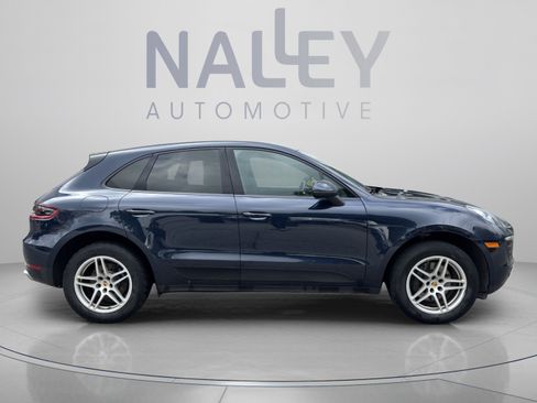 Used 2017 Porsche Macan AWD/4WD image 4