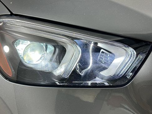 Certified 2021 Mercedes-Benz GLE 350 4MATIC w/ Premium Package image 43