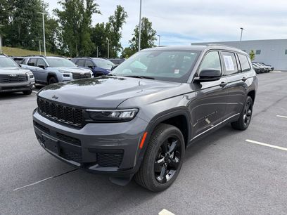 Used 2025 Jeep Grand Cherokee L Altitude