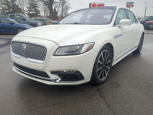 Used 2020 Lincoln Continental Reserve image 2