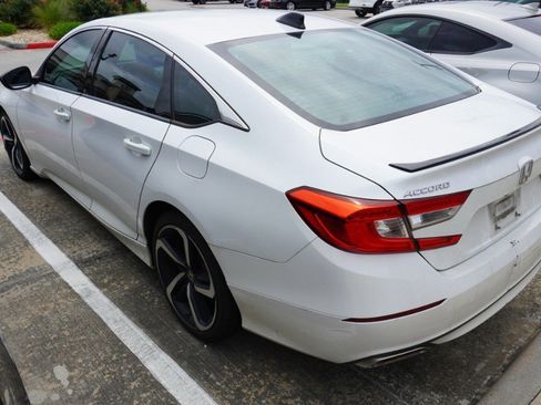 Used 2021 Honda Accord Sport image 7