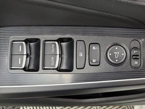 Certified 2025 Honda Civic Sport Touring image 20