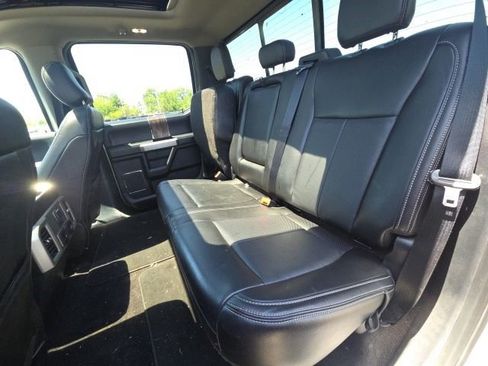 Used 2020 Ford F150 Lariat w/ Equipment Group 502A Luxury AWD/4WD image 14