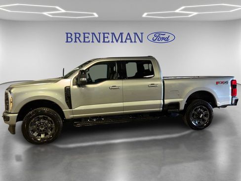 Used 2024 Ford F250 Lariat w/ Sport Appearance Package image 8