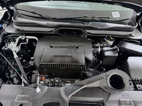 Certified 2025 Honda Pilot EX-L image 10