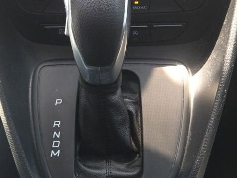Used 2022 Ford Transit Connect XLT FWD image 33