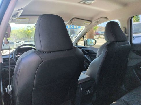 Used 2024 Subaru Crosstrek 2.0i Premium w/ Crosstrek Mirror Package image 16