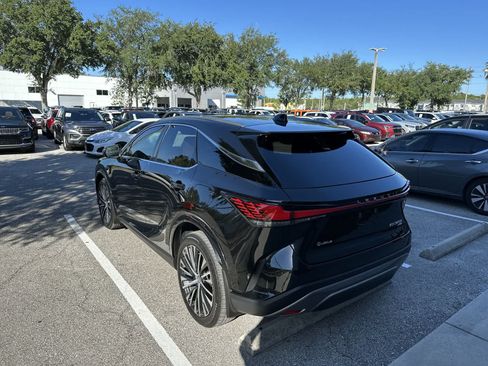 Used 2024 Lexus RX 350 w/ Convenience Package AWD/4WD image 6