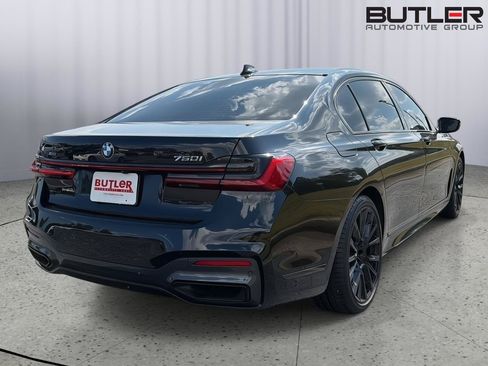 Used 2022 BMW 750i xDrive w/ Executive Package AWD/4WD image 5