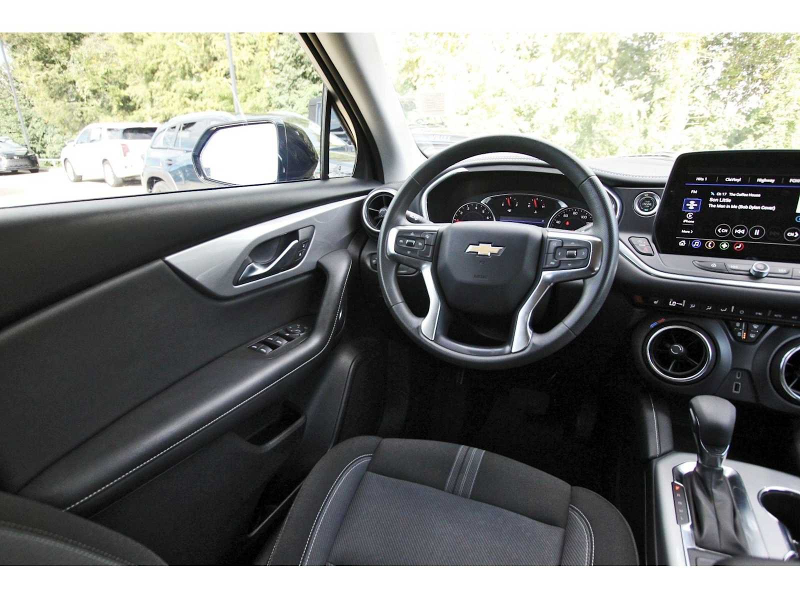 Used 2024 Chevrolet Blazer LT w/ Redline Edition FWD image 6