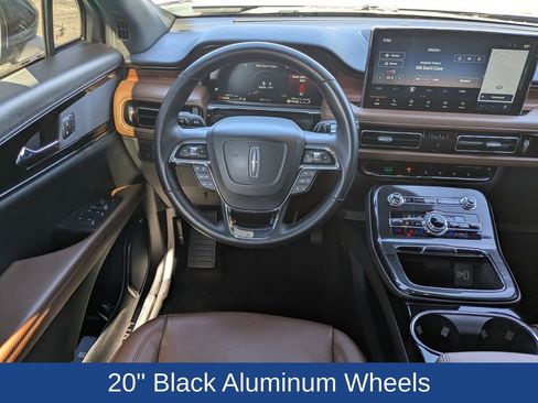 Used 2023 Lincoln Nautilus Reserve w/ Monochromatic Package image 16