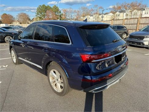 Used 2021 Audi Q7 3.0T Premium Plus w/ Executive Package image 3