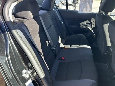 Used 2015 Chevrolet Cruze LT image 21