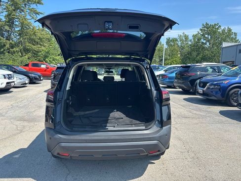 Used 2021 Nissan Rogue S AWD/4WD image 7
