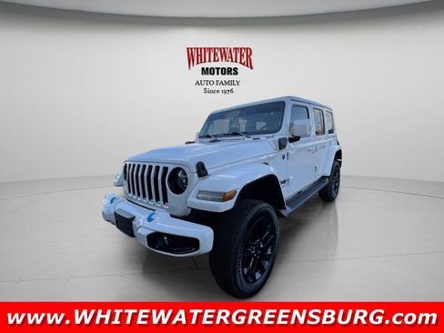 Used 2021 Jeep Wrangler Unlimited Sahara AWD/4WD image 1