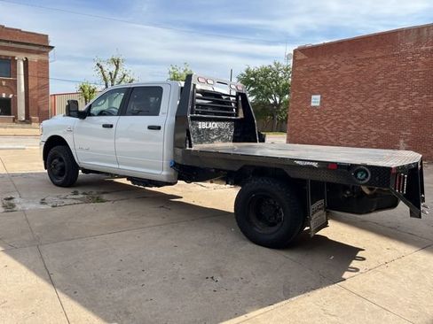 Used 2024 RAM 3500 4x4 Crew Cab DRW image 5