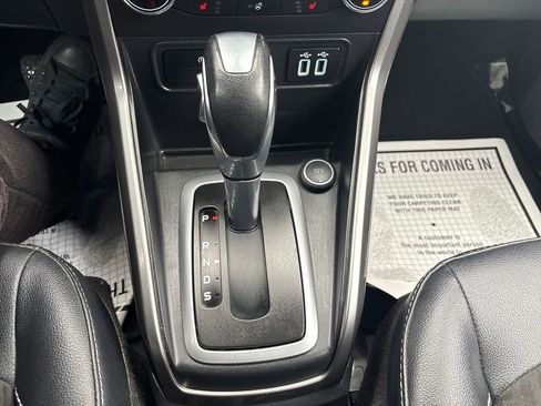 Used 2021 Ford EcoSport SES image 27