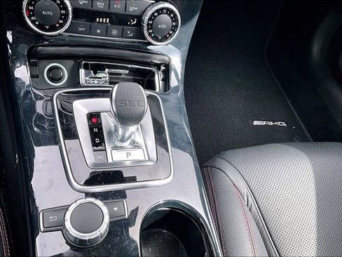 Used 2020 Mercedes-Benz SLC 300 SLC 300 image 24