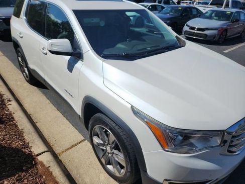 Used 2018 GMC Acadia SLT image 14