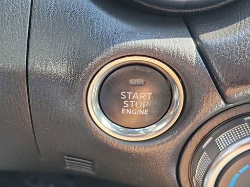 Used 2018 MAZDA MX-5 Miata RF Grand Touring RWD image 10
