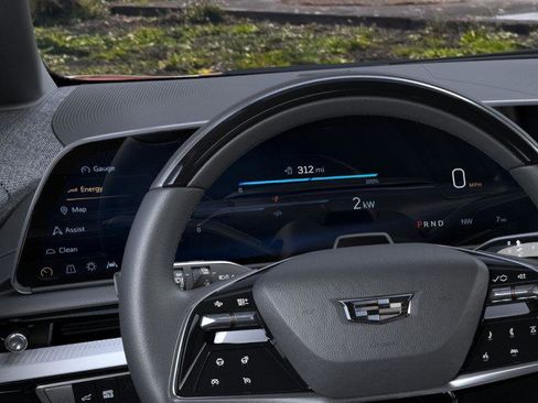 New 2026 Cadillac Optiq Luxury 1 image 19