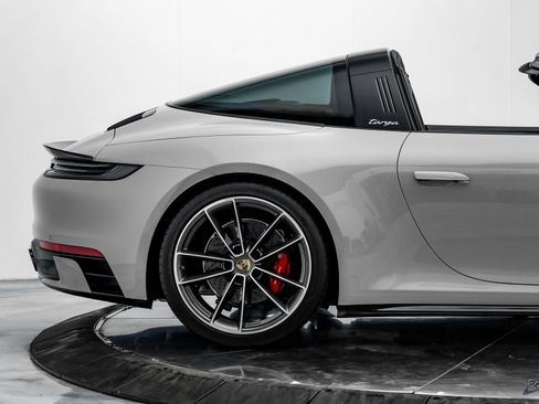 Used 2022 Porsche 911 Targa 4S AWD/4WD image 26