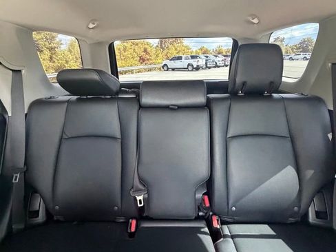 Used 2019 Toyota 4Runner TRD Off-Road Premium AWD/4WD image 15