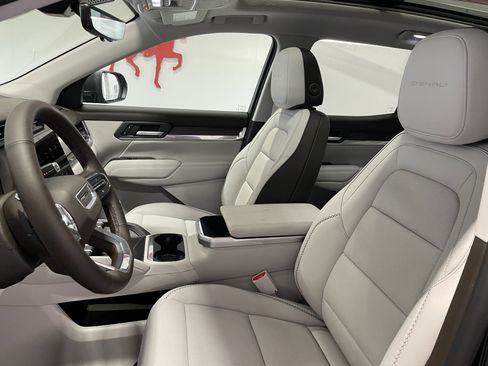 New 2026 GMC Terrain Denali w/ LPO, Floor Liner Package image 15