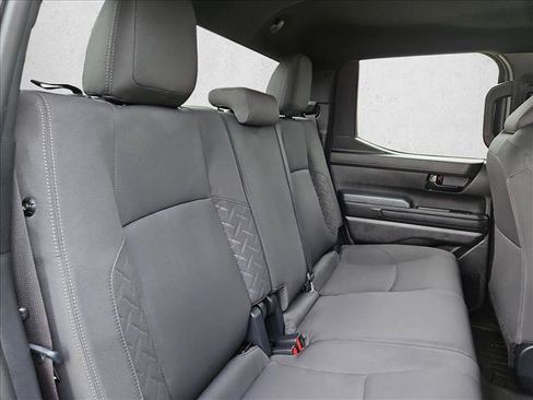 Used 2025 Toyota Tacoma SR5 AWD/4WD image 19