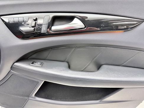 Used 2012 Mercedes-Benz CLS 63 AMG image 17