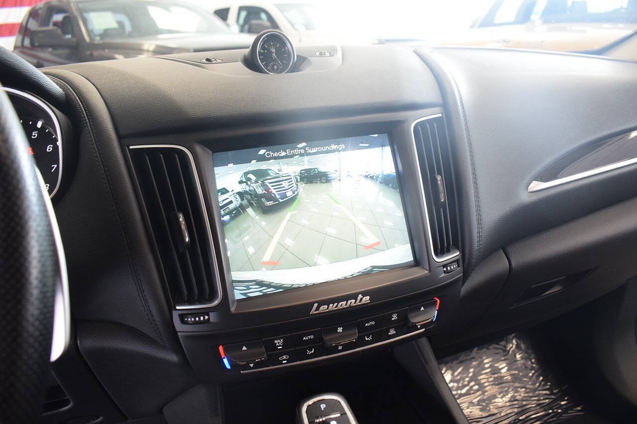 Used 2020 Maserati Levante S AWD/4WD image 28