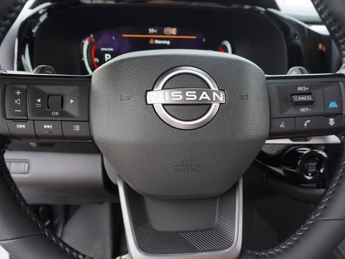 Used 2026 Nissan Pathfinder SL w/ SL Premium Package image 19