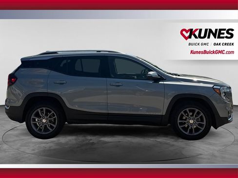 Used 2024 GMC Terrain SLT w/ LPO, Floor Liner Package AWD/4WD image 12