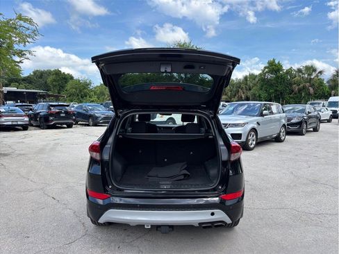Used 2018 Hyundai Tucson Value FWD image 40