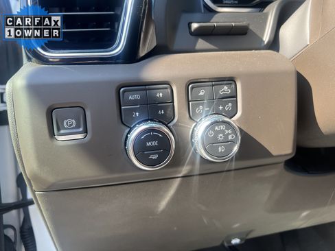 Used 2024 GMC Sierra 1500 Denali AWD/4WD image 17