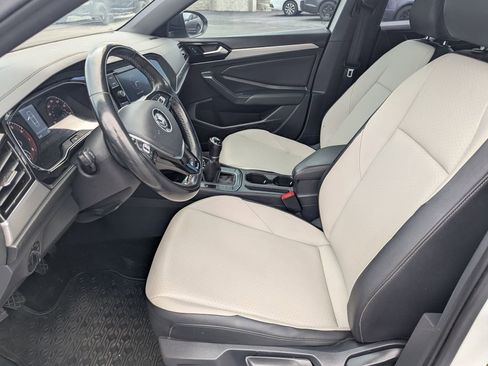 Used 2021 Volkswagen Jetta FWD image 16