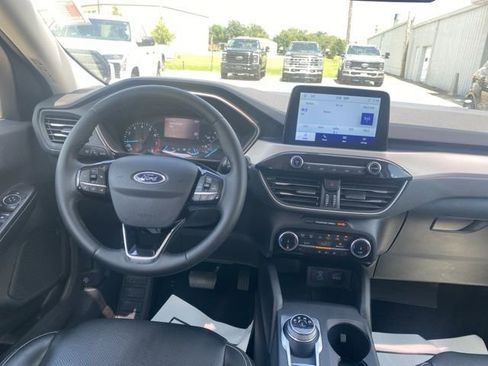 Used 2022 Ford Escape SEL image 14