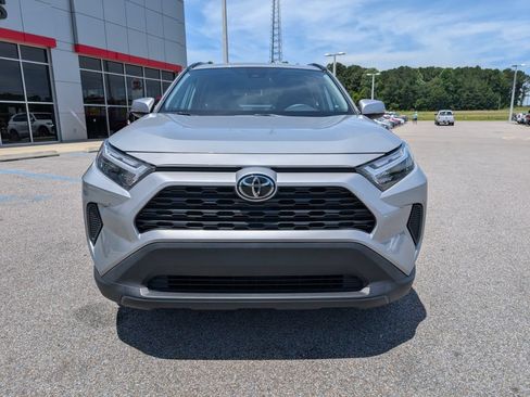 Used 2023 Toyota RAV4 XLE FWD image 8