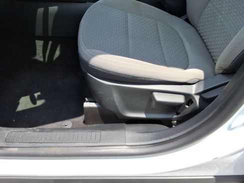 Used 2022 Ford Escape SE FWD image 24
