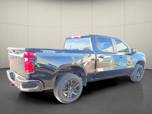 Used 2022 Chevrolet Silverado 1500 LT Trail Boss w/ Safety Package image 8