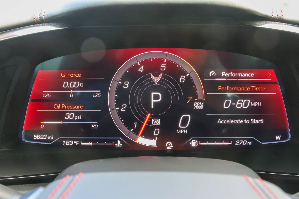 Used 2024 Chevrolet Corvette Stingray Premium Cpe w/ Z51 Performance Package RWD image 31