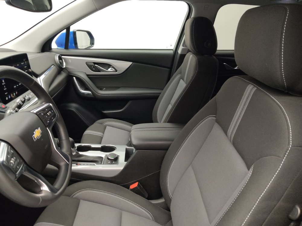 Used 2024 Chevrolet Blazer LT w/ Convenience Package FWD image 17