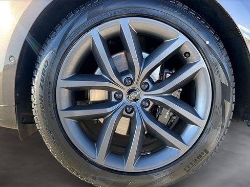 Used 2024 Land Rover Range Rover Sport Dynamic SE image 8