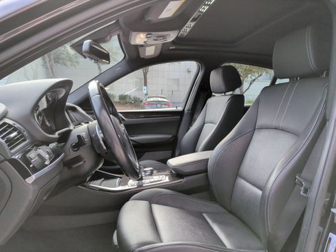 Used 2017 BMW X4 M40i image 16